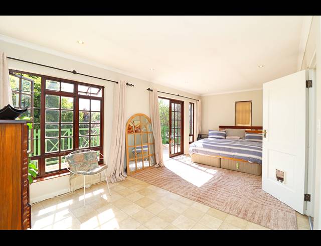 2 BEDROOM HOUSE FOR SALE IN OAKLANDS